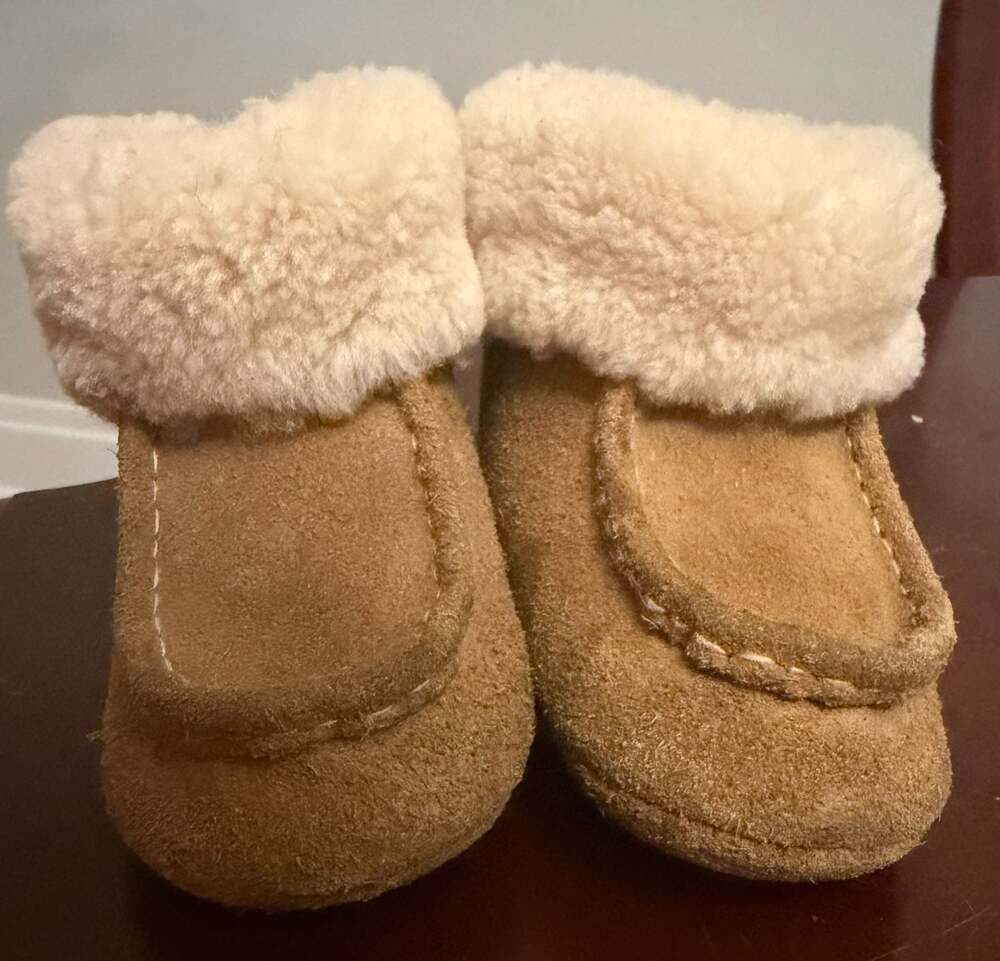 UGG I Gage Toddler Chestnut Suede Shearling Booties (Model 1003098I)